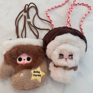 Baby three and Lokiki phone holder